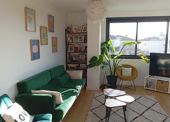 בית נופש La Parenthese De Quint-maison Familiale Et Cozy